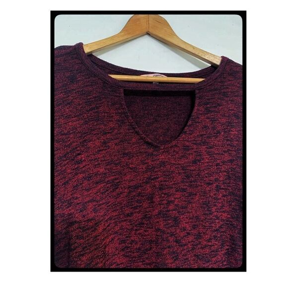 JUICY Couture Sangria Sharkbite Hem Tunic Blouse - Picture 6 of 7